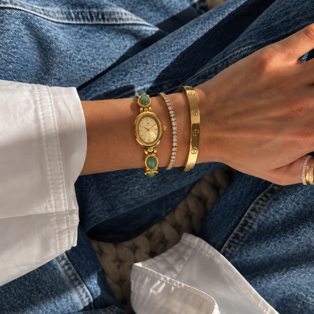 La montre-bijou aux pierres de jade